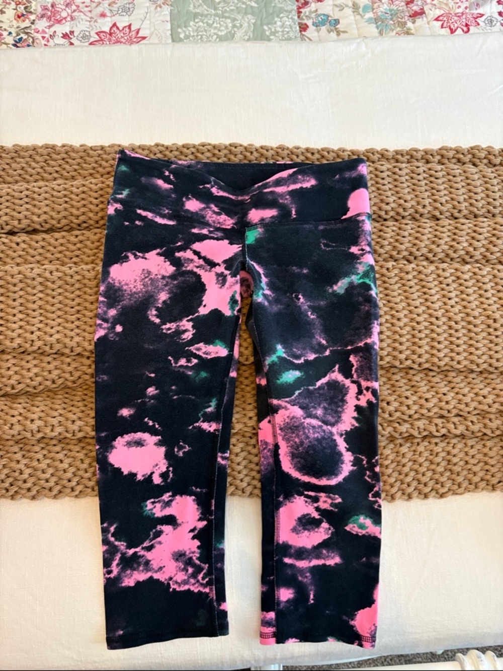 ALO Yoga Women’s Black with Pink & Green Tie-Dye Leggings